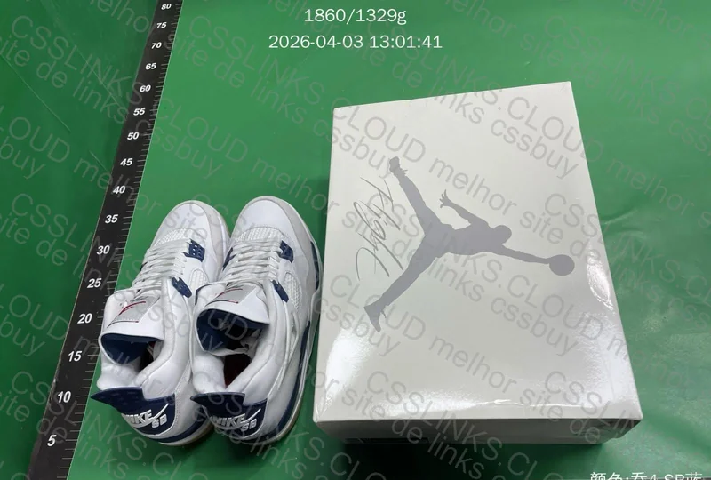 Air jordan 4 Navy 7