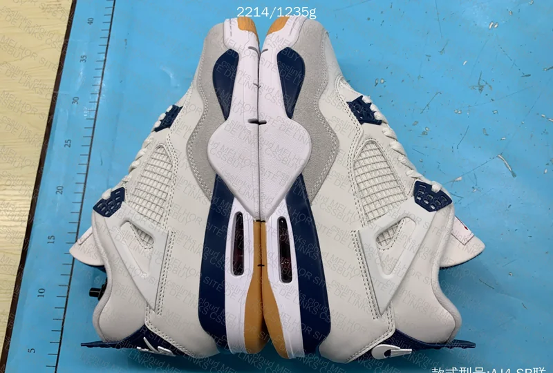 Air Jordan 4 Navy GX 3