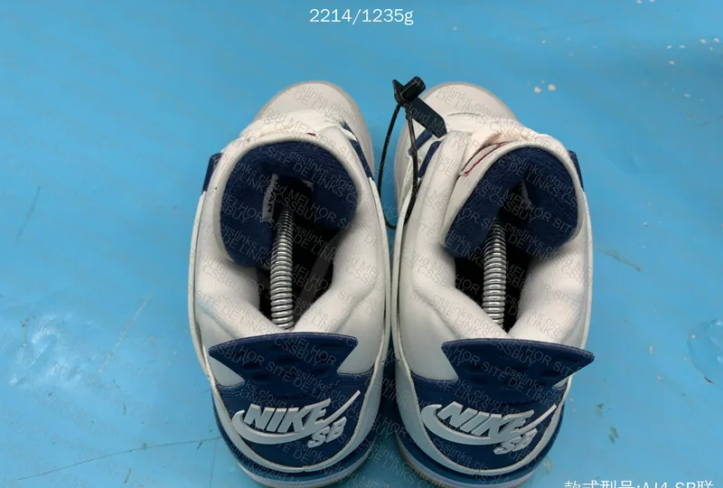 Air Jordan 4 Navy GX 6