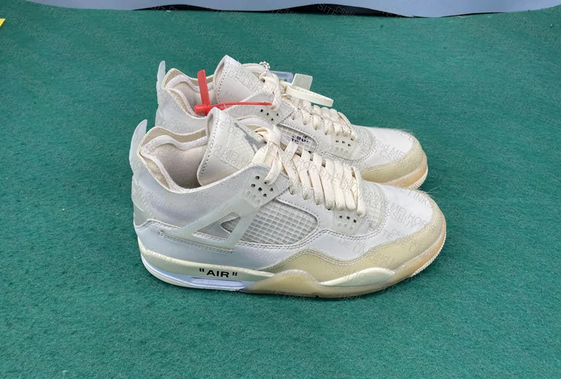 Air Jordan 4 OW