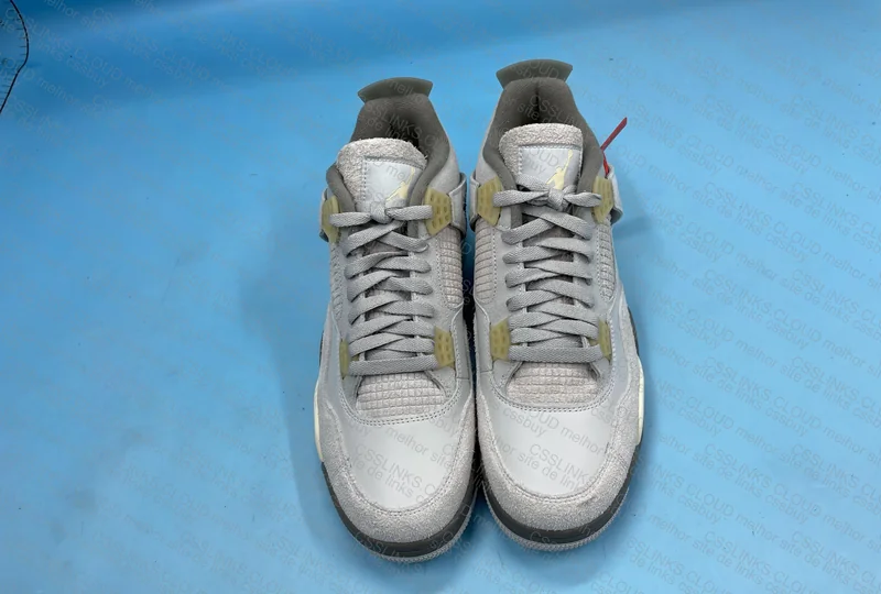 Air Jordan 4 Photon Dust