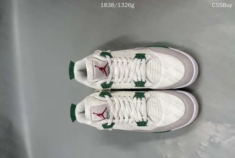 Air Jordan 4 Pine Green