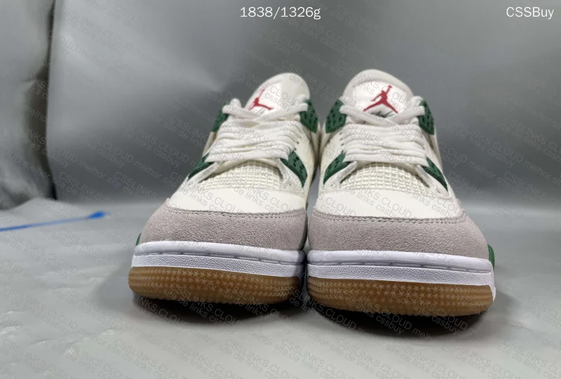 Air Jordan 4 Pine Green 2