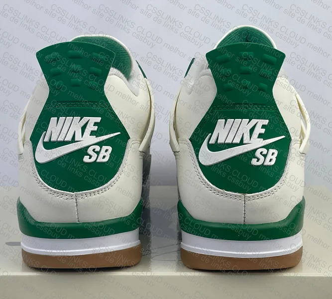 Air Jordan 4 - Pine Green 3