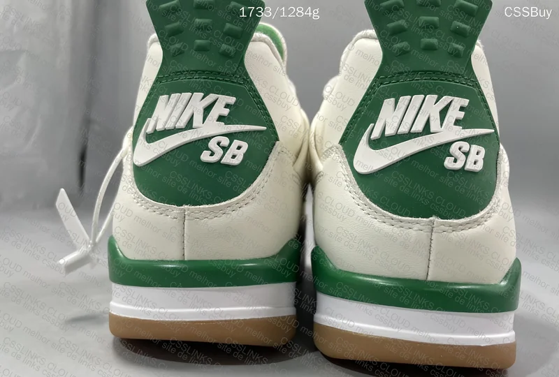 Air Jordan 4 Pine Green 3
