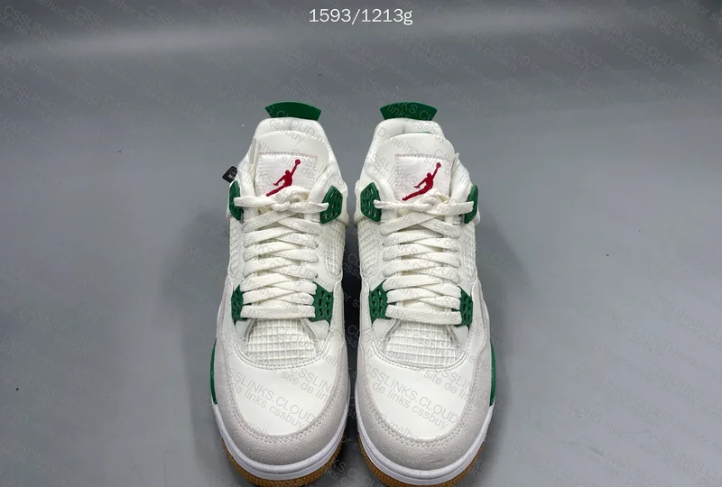 Air Jordan 4 Pine Green