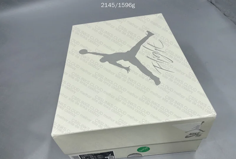 Air Jordan 4 Pine Green 10