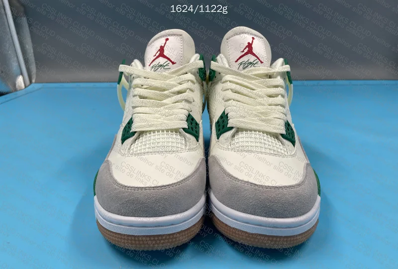 Air Jordan 4 Pine Green