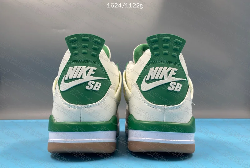 Air Jordan 4 Pine Green 10