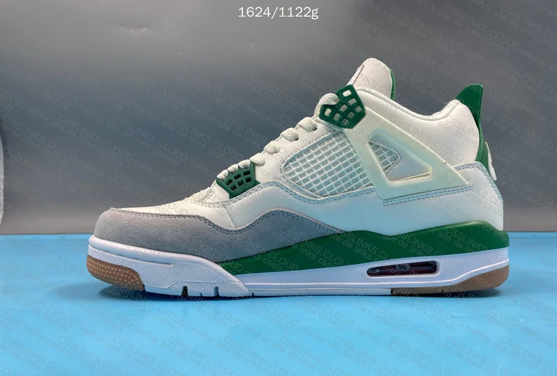 Air Jordan 4 Pine Green 4