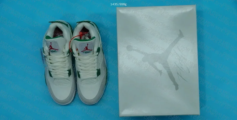 Air Jordan 4 Pine Green