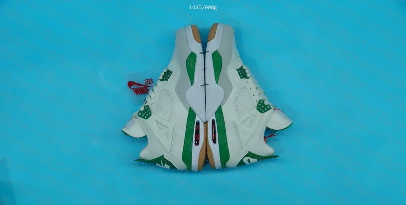 Air Jordan 4 Pine Green 2