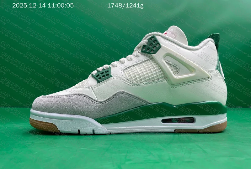 Air Jordan 4 Pine Green 3