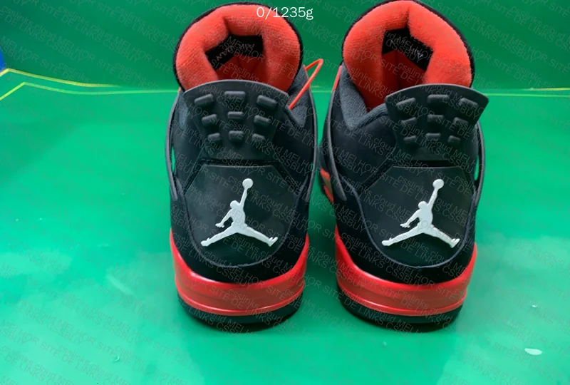 Air Jordan 4 Red Thunder
