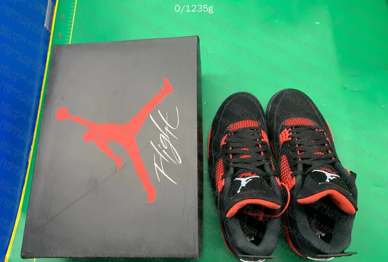 Air Jordan 4 Red Thunder 5