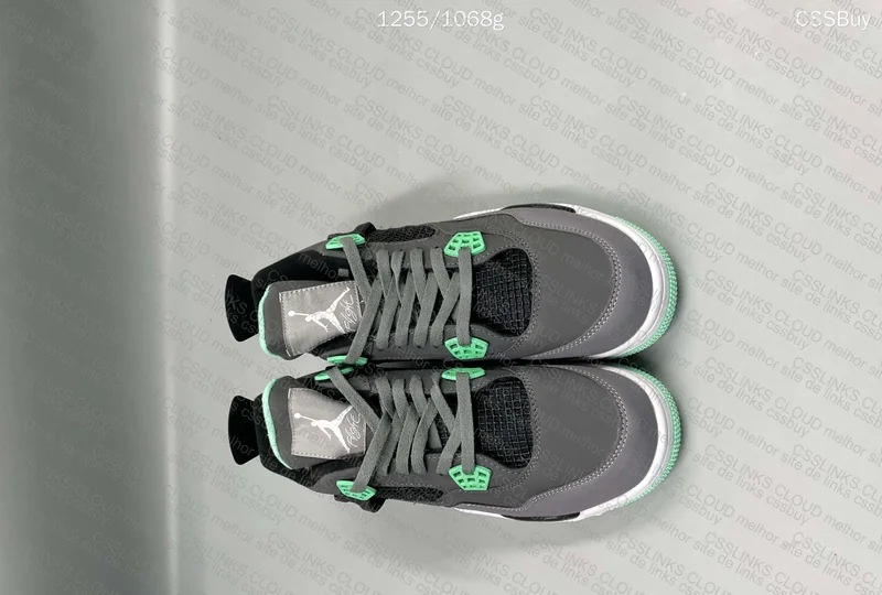 Air Jordan 4 Retro 2