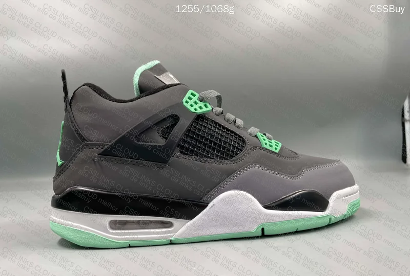 Air Jordan 4 Retro 3