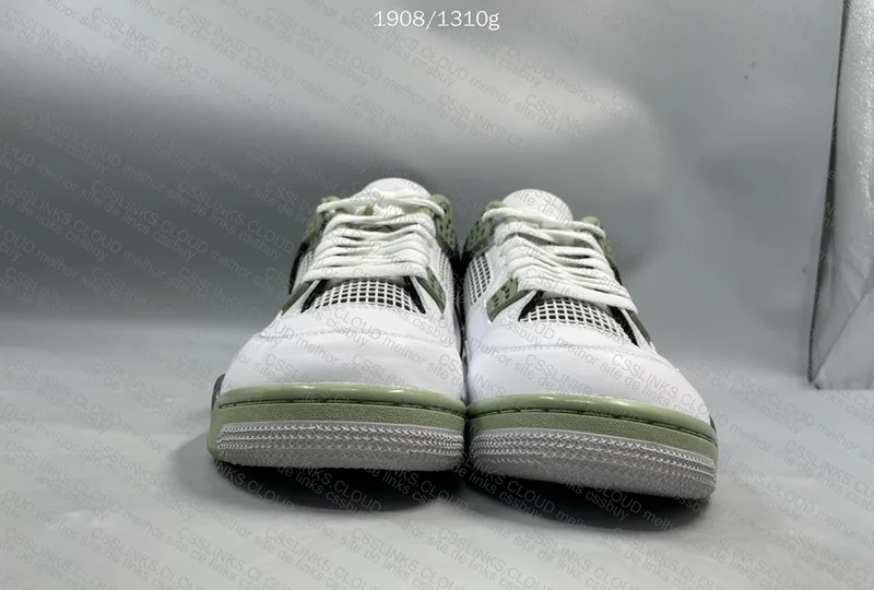 Air Jordan 4 Retro 2