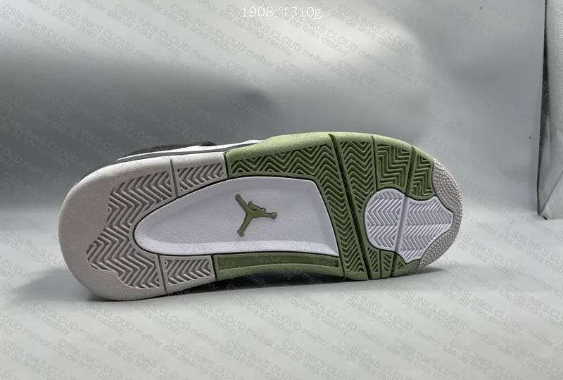 Air Jordan 4 Retro 6
