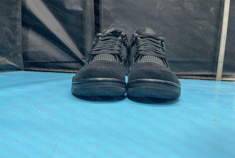 Air Jordan 4 Retro Black Cat