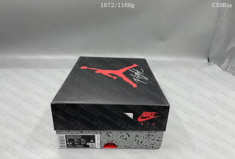 Air Jordan 4 Retro Fire Red 4
