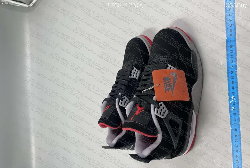 Air Jordan 4 Retro - GX
