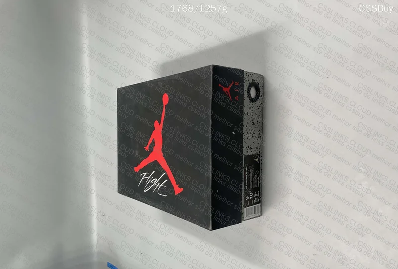 Air Jordan 4 Retro - GX 9