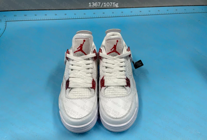 Air Jordan 4 Retro Metallic Red 2