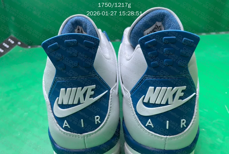 Air Jordan 4 Retro Military Blue (FV5029-141) 2
