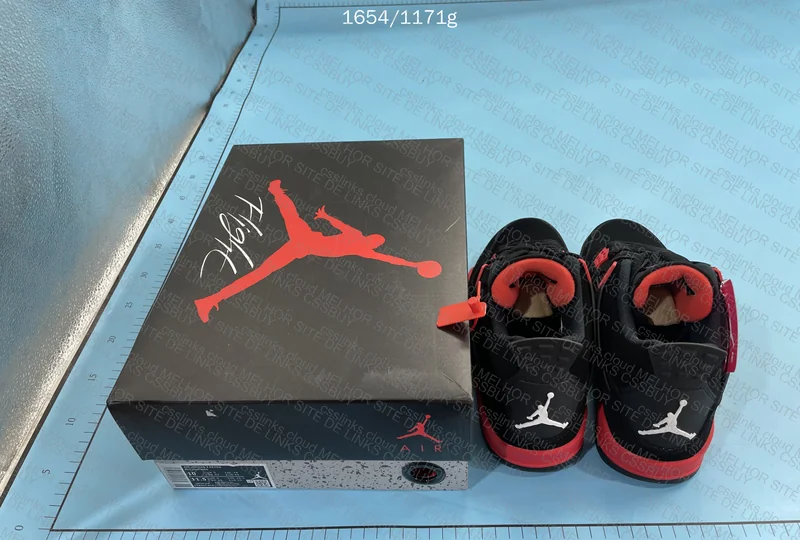 Air Jordan 4 Retro 'Red Thunder' 6