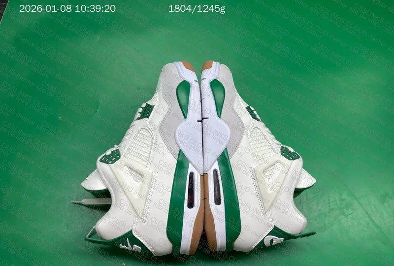 Air Jordan 4 Retro SB Pine Green (DR5415-103) 3