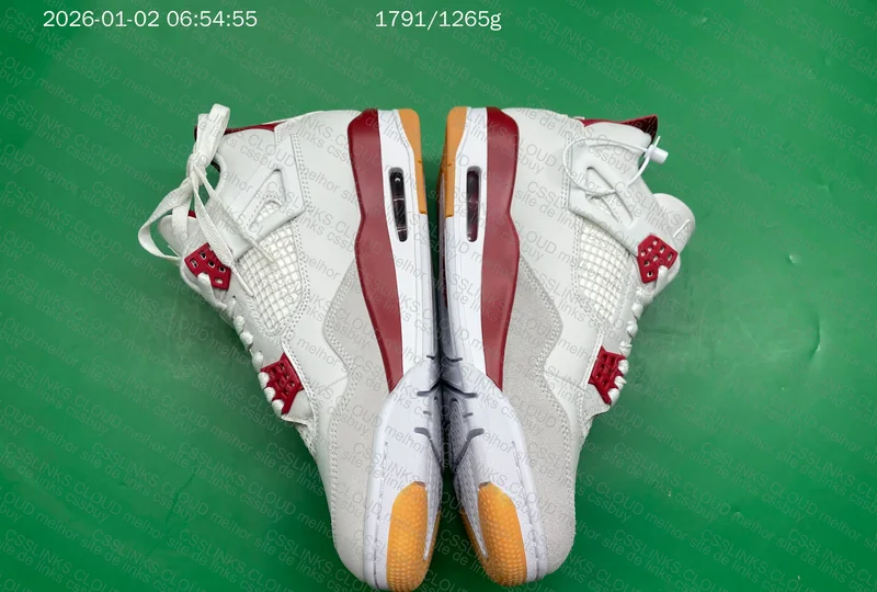 Air Jordan 4 Retro SB Varsity Red (DR5415-106) 8