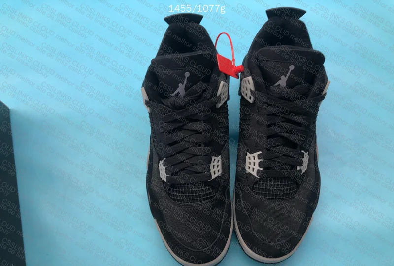 Air Jordan 4 Retro SE 4