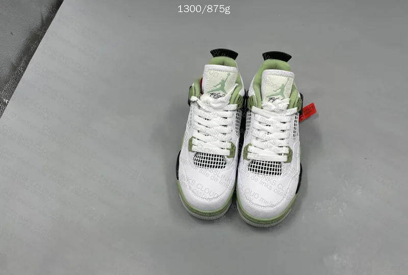 Air Jordan 4 Retro Seafoam (GL or RL?) 2