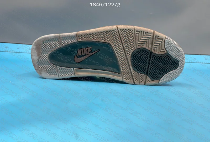 Air Jordan 4 Retro Snorlax 8