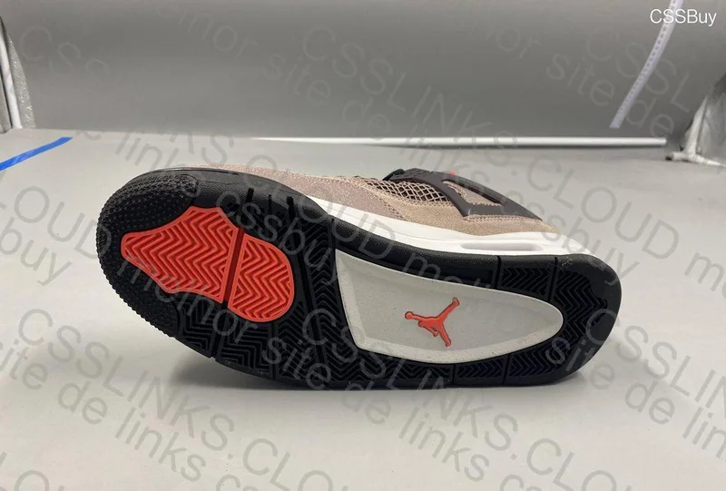 Air Jordan 4 Retro 'Taupe Haze'