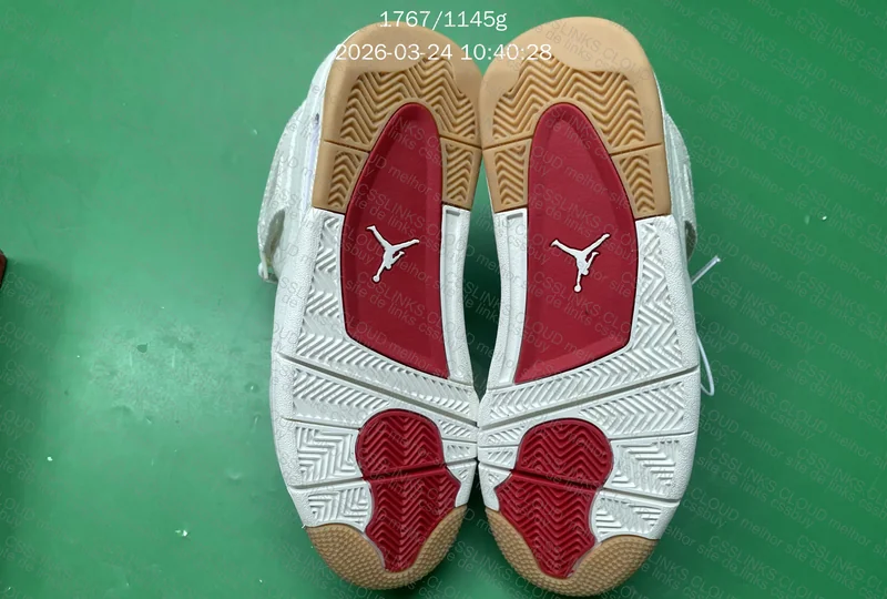 AIR JORDAN 4 RETRO X LEVI'S ' WHITE DENIM 6