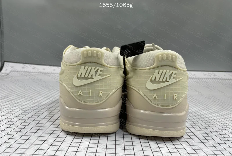 Air Jordan 4 RM - OVO 6