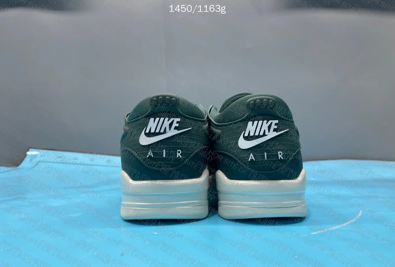 Air Jordan 4 RM - Oxidized Green 4