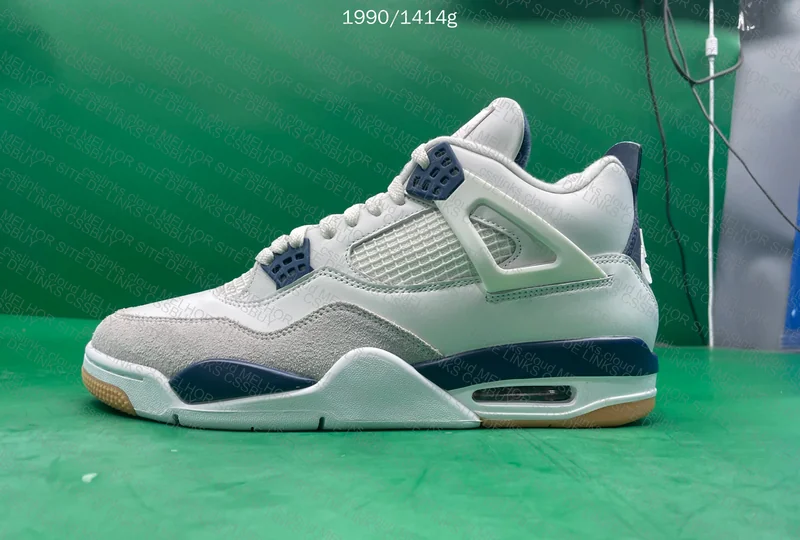 Air Jordan 4 SB Navy 3