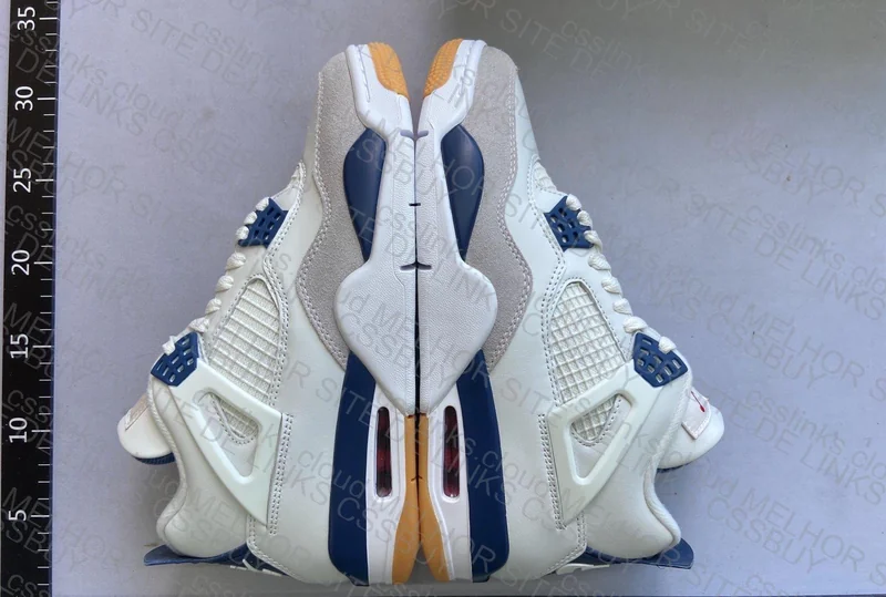 Air Jordan 4 SB - Navy and Pine Green