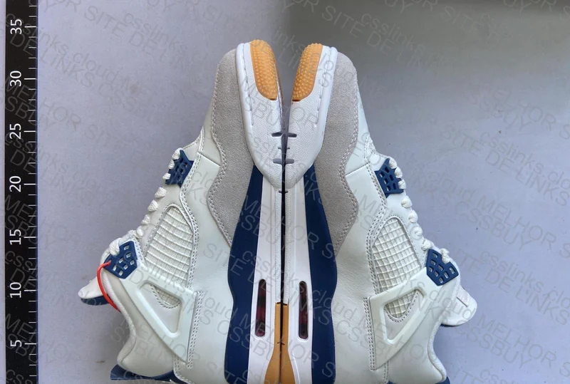Air Jordan 4 SB - Navy and Pine Green 6