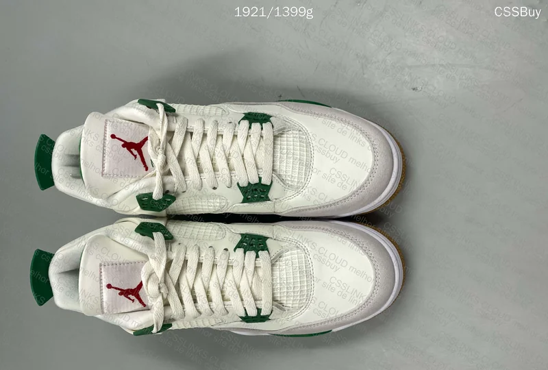 Air Jordan 4 SB Pine Green