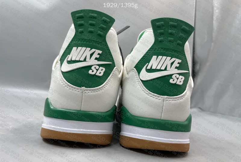 Air Jordan 4 SB Pine Green 4