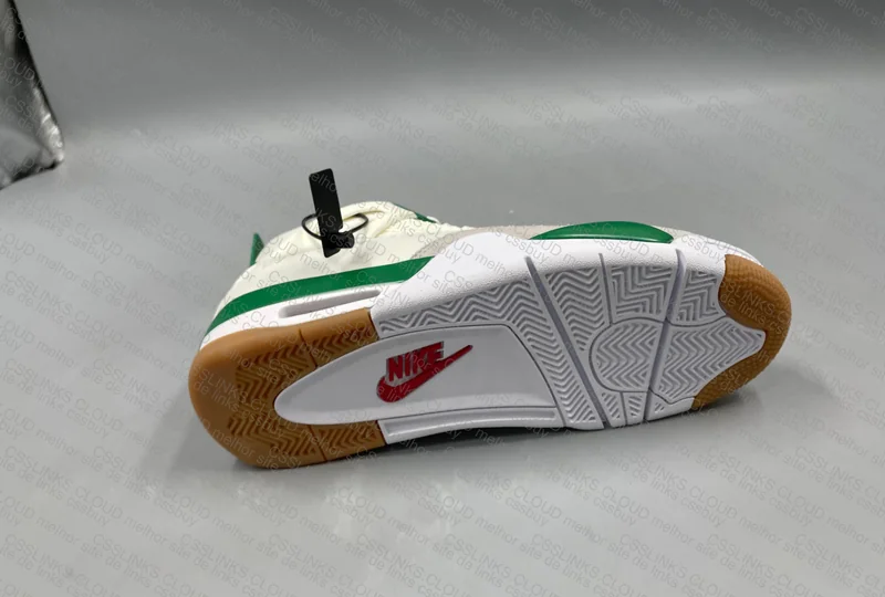 Air Jordan 4 SB Pine Green 6