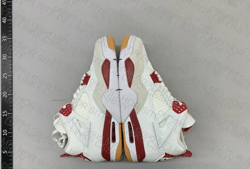 Air Jordan 4 SB Varsity Red 2
