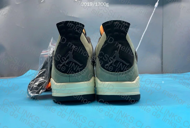 Air Jordan 4 Undefeated 2005 - GX 2