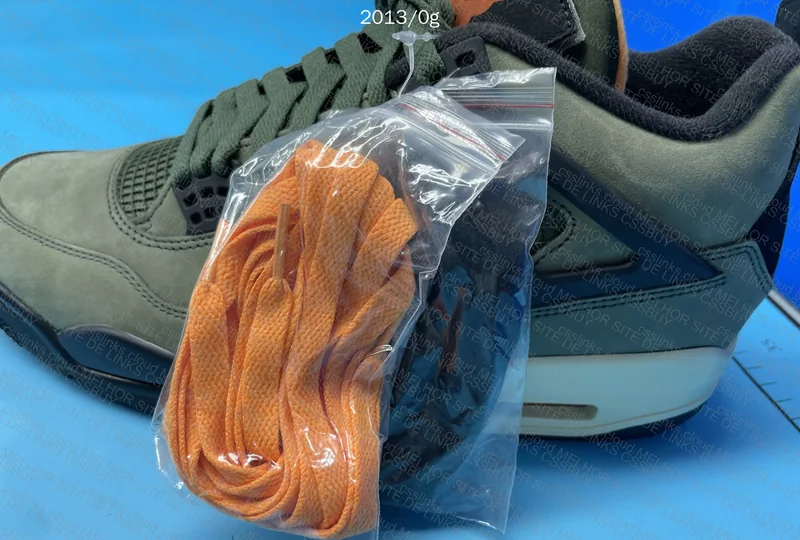 Air Jordan 4 Undefeated 2005 6