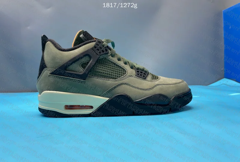 Air Jordan 4 Undefeated GX 3