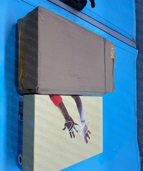 Air Jordan 4 Union LA 8